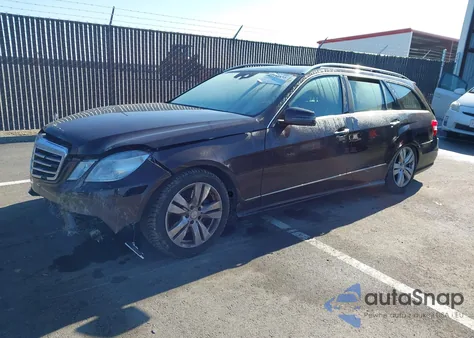 2013 Mercedes-Benz E 350 4Matic z USA, uszkodzony, nr VIN WDDHH8JB7DA685078